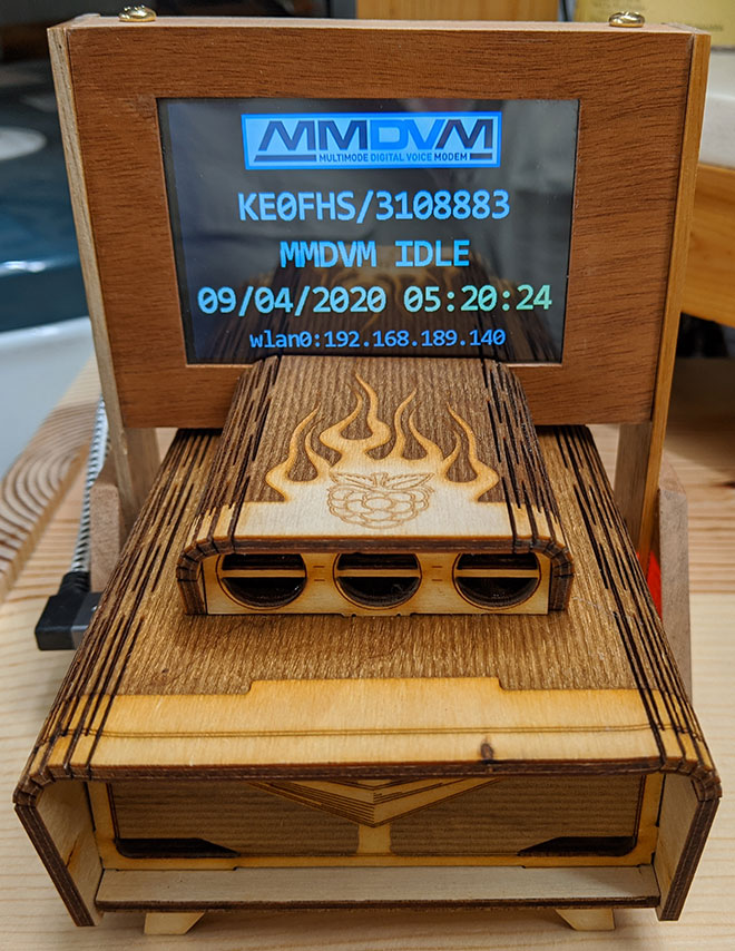 LoneStar MMDVM Simplex in a C4Labs Bel Aire AC case with Nextion display
